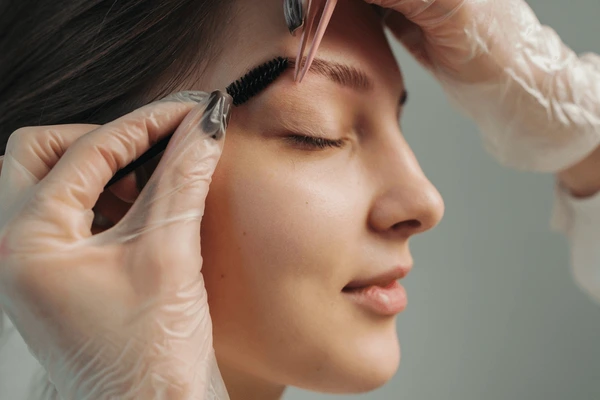 Brow Shape & Wax