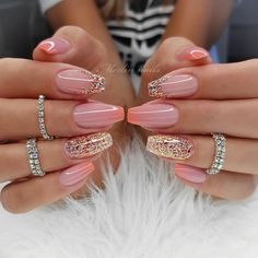 Dip Powder Manicure